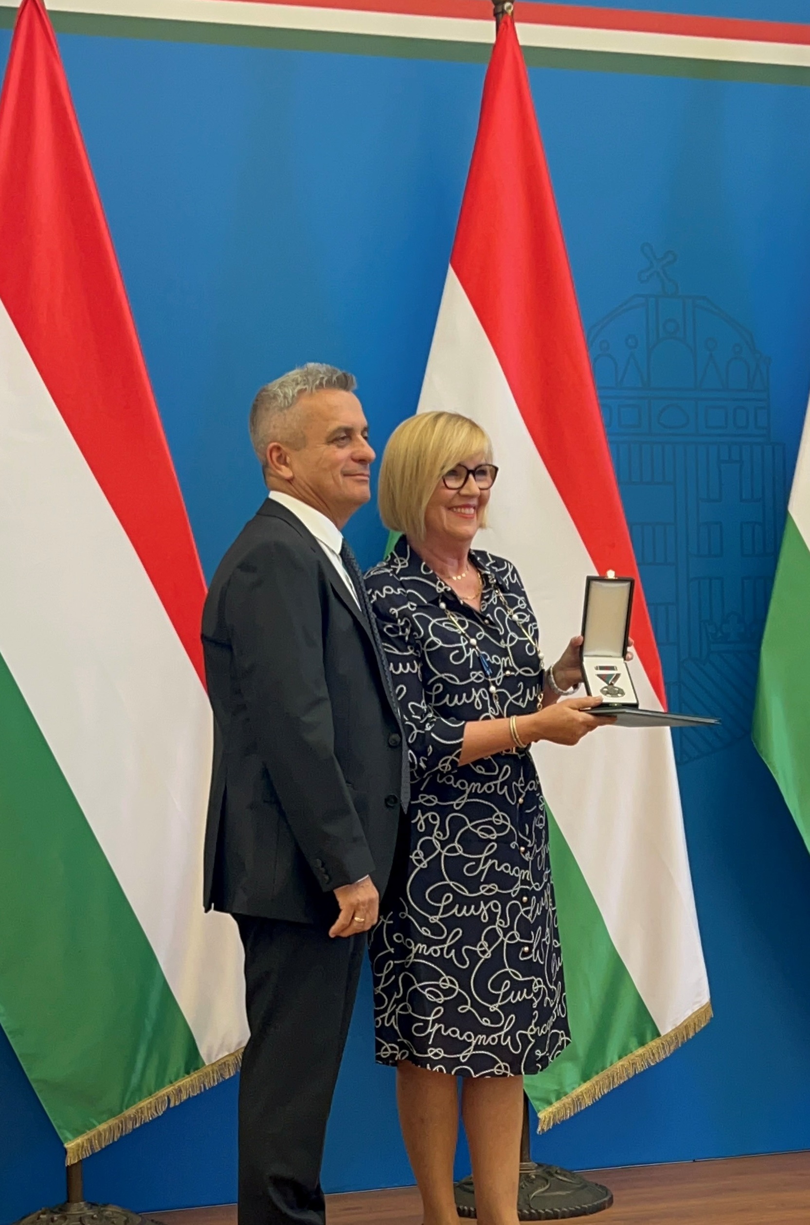 Állami kitüntetésben részesült Mathiász Janina Mária